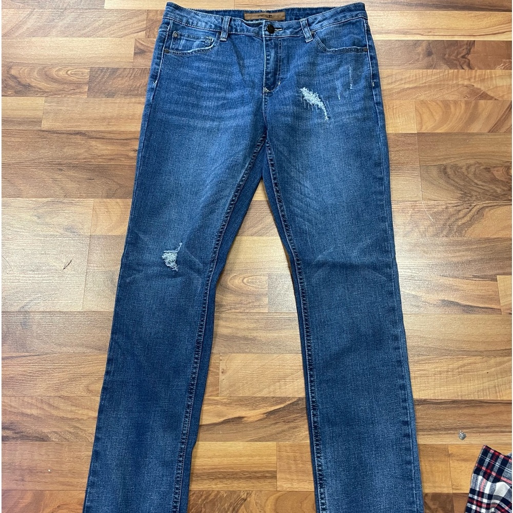 Joe’s distressed jeans women’s 16 very nice